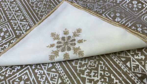 Nappe Brodée 180/180 + 8 Serviettes 35/35 منديل مطرز - Image 2
